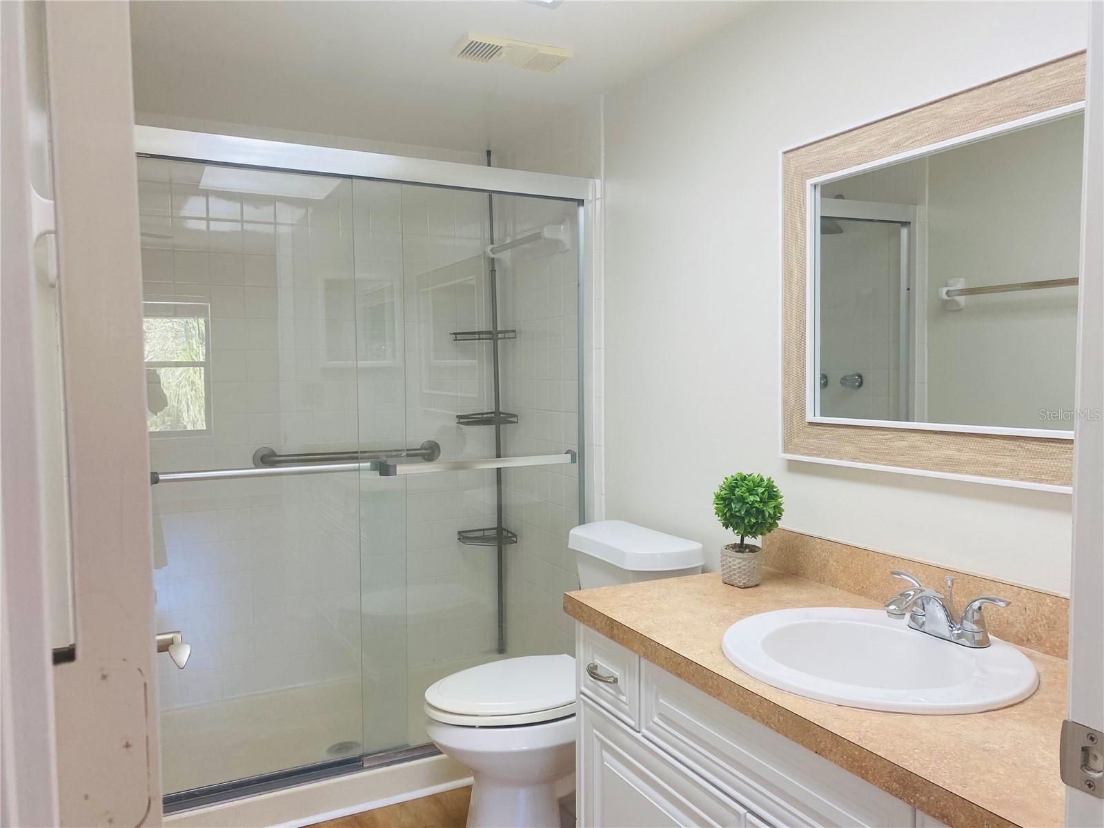 505 30TH AVE W #E406 — photo 20