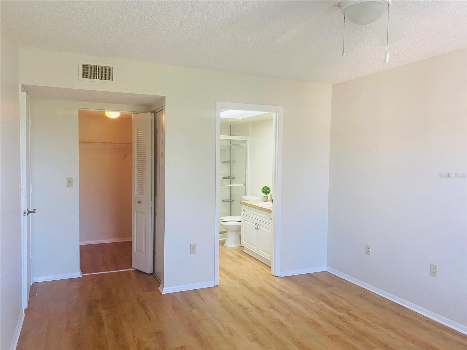 505 30TH AVE W #E406 — photo 19