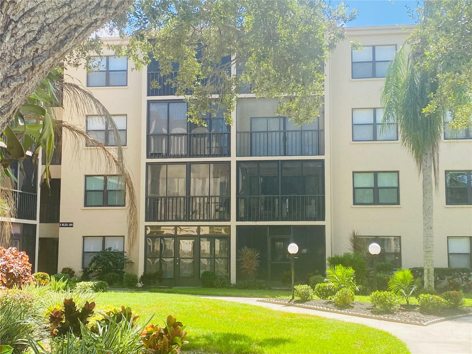 505 30TH AVE W #E406 — photo 13