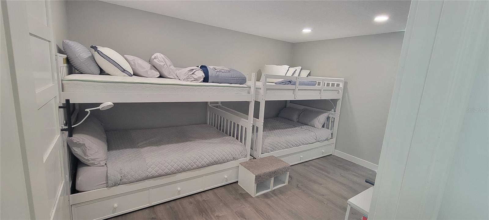 800 S GULFVIEW BLVD #508 — photo 31