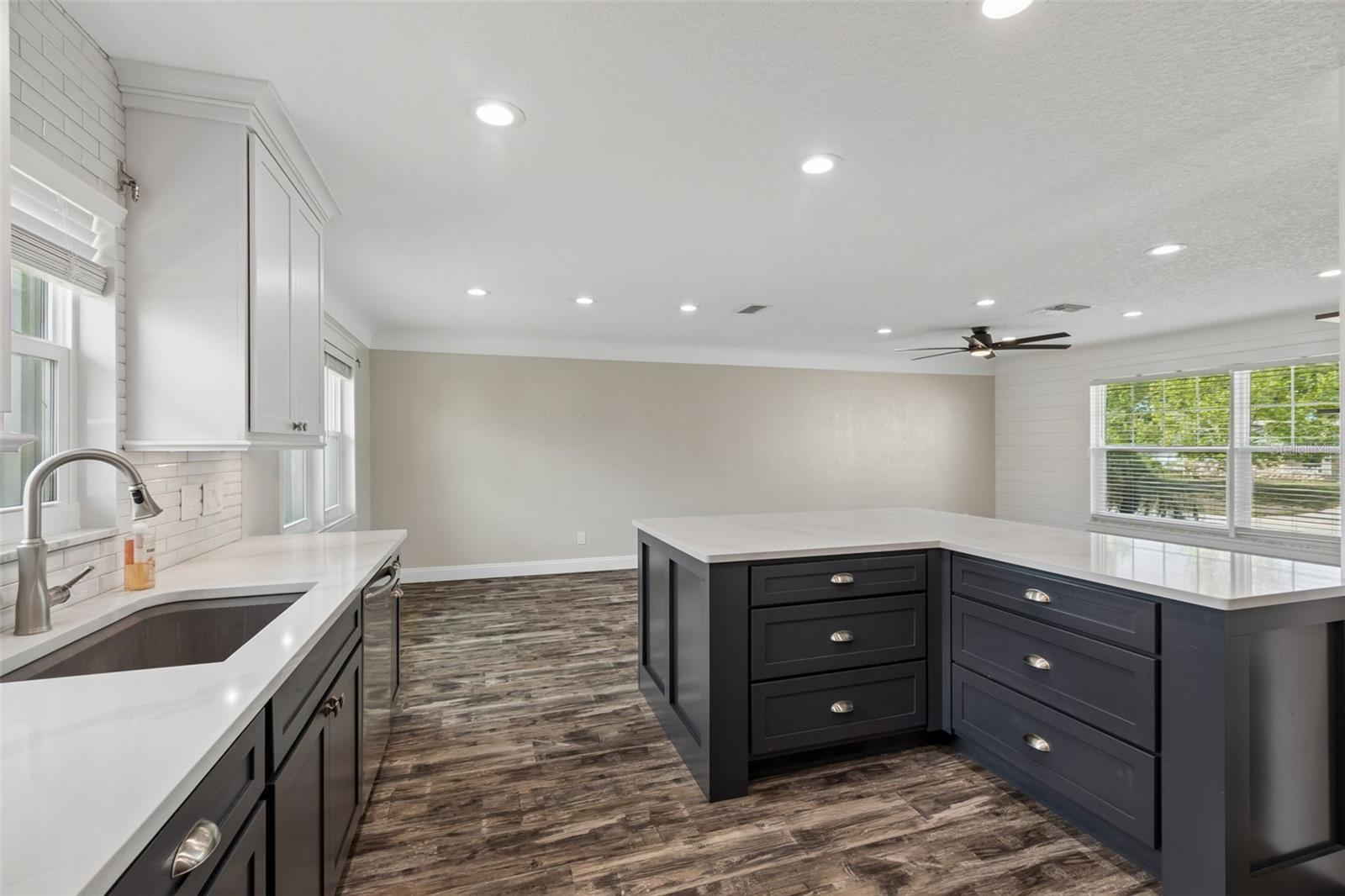 13548 BELLEWOOD AVE — photo 12