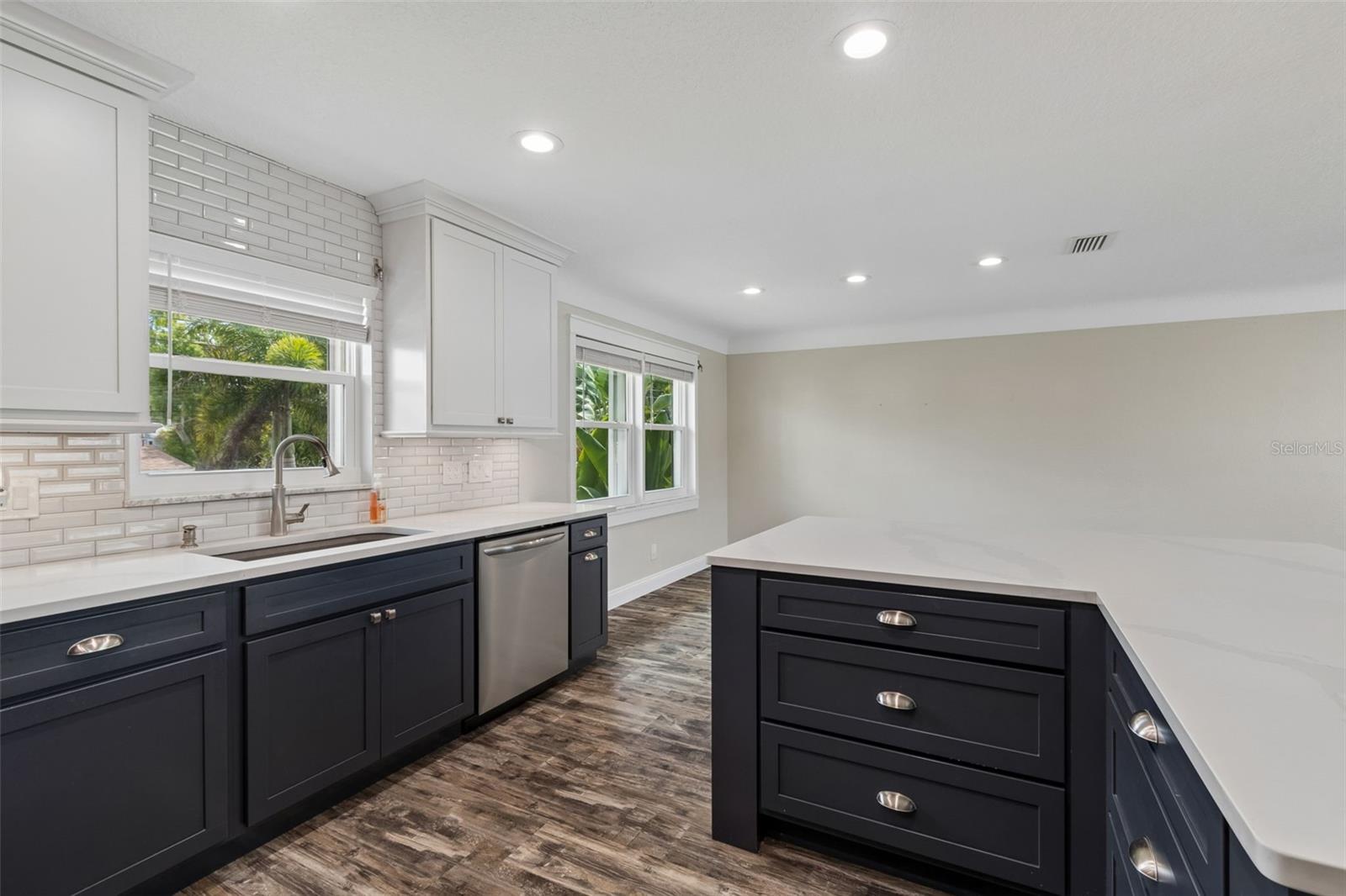 13548 BELLEWOOD AVE — photo 13