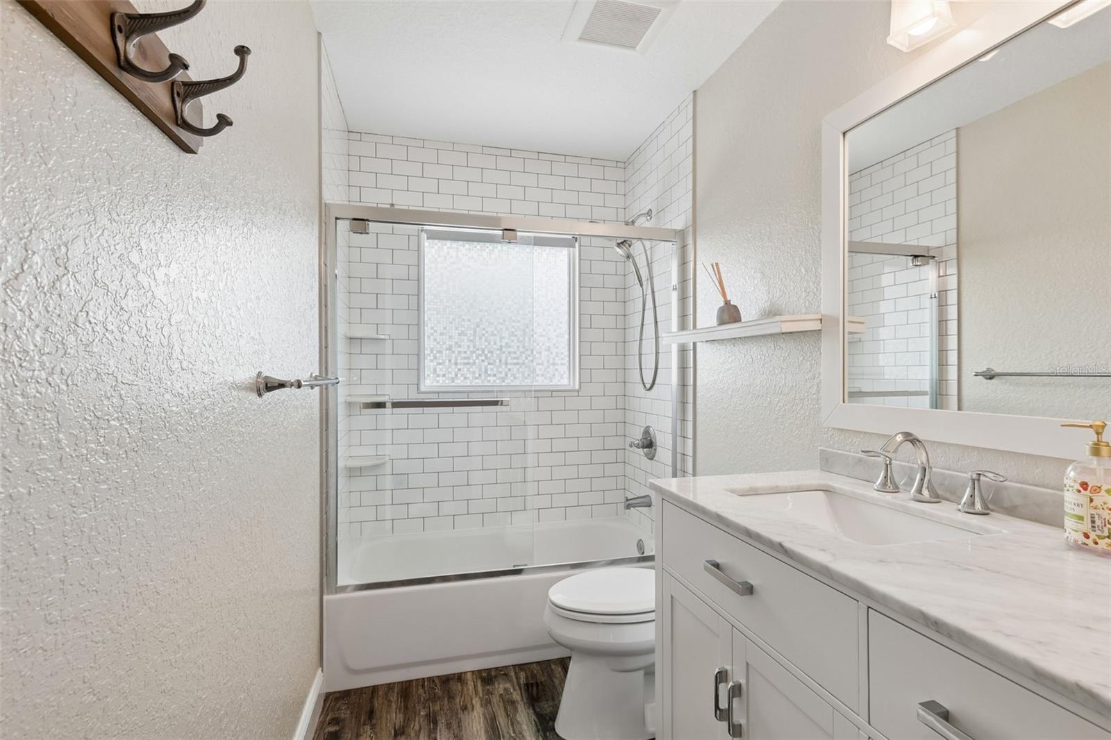 13548 BELLEWOOD AVE — photo 20