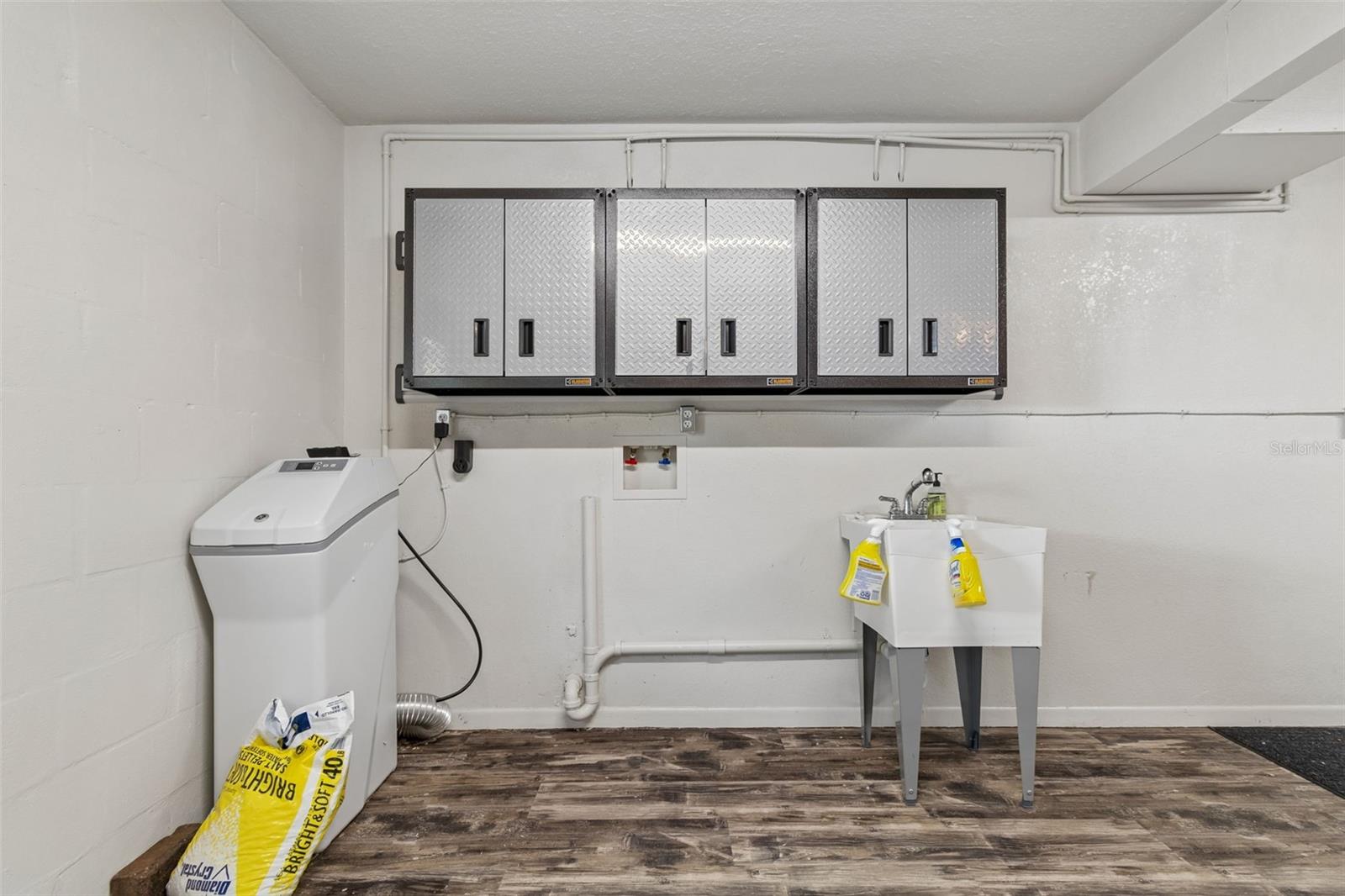 13548 BELLEWOOD AVE — photo 36