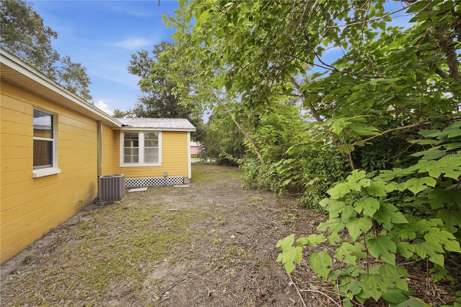 3508 E GENESEE ST — photo 5