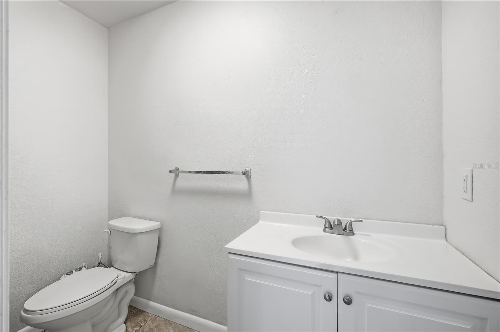 3508 E GENESEE ST — photo 16