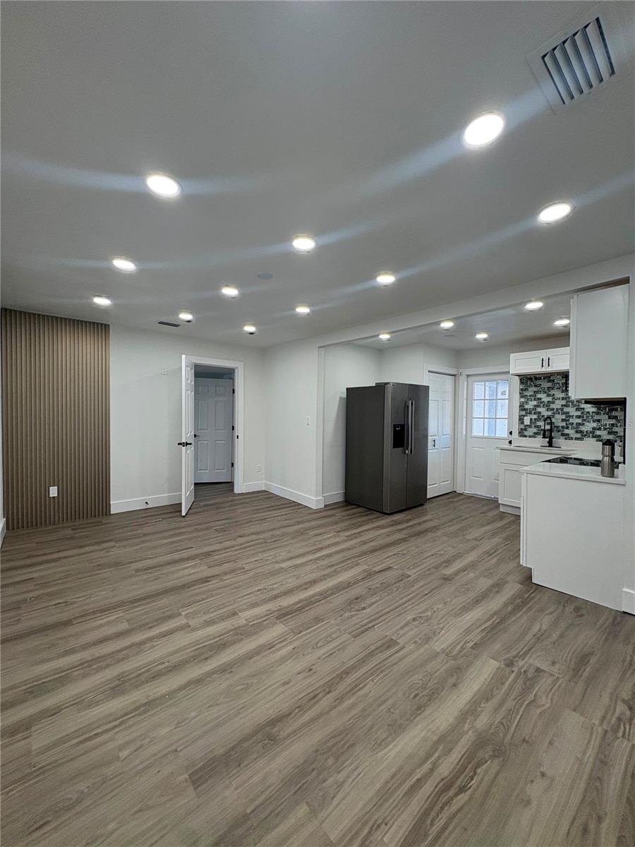 122 E 130TH AVE — photo 12