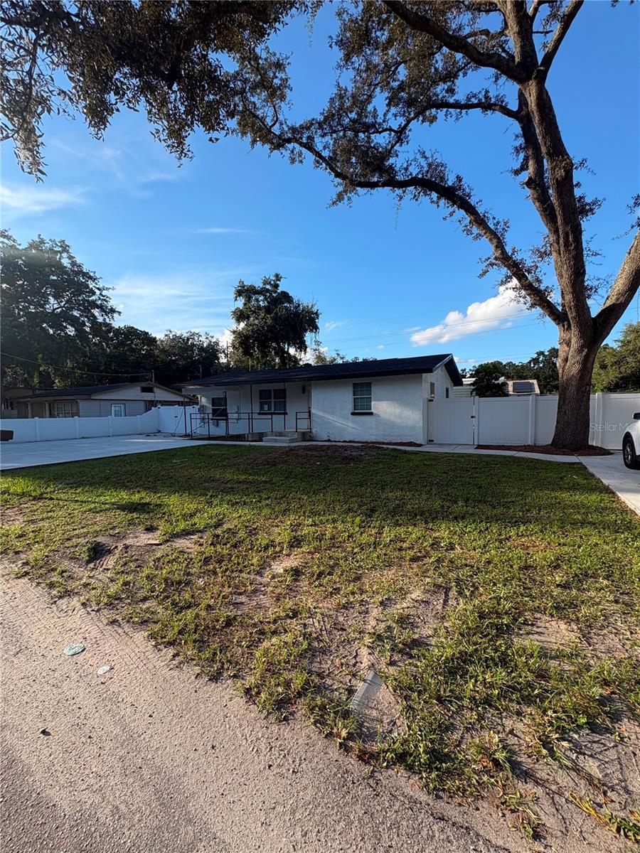 122 E 130TH AVE — photo 2
