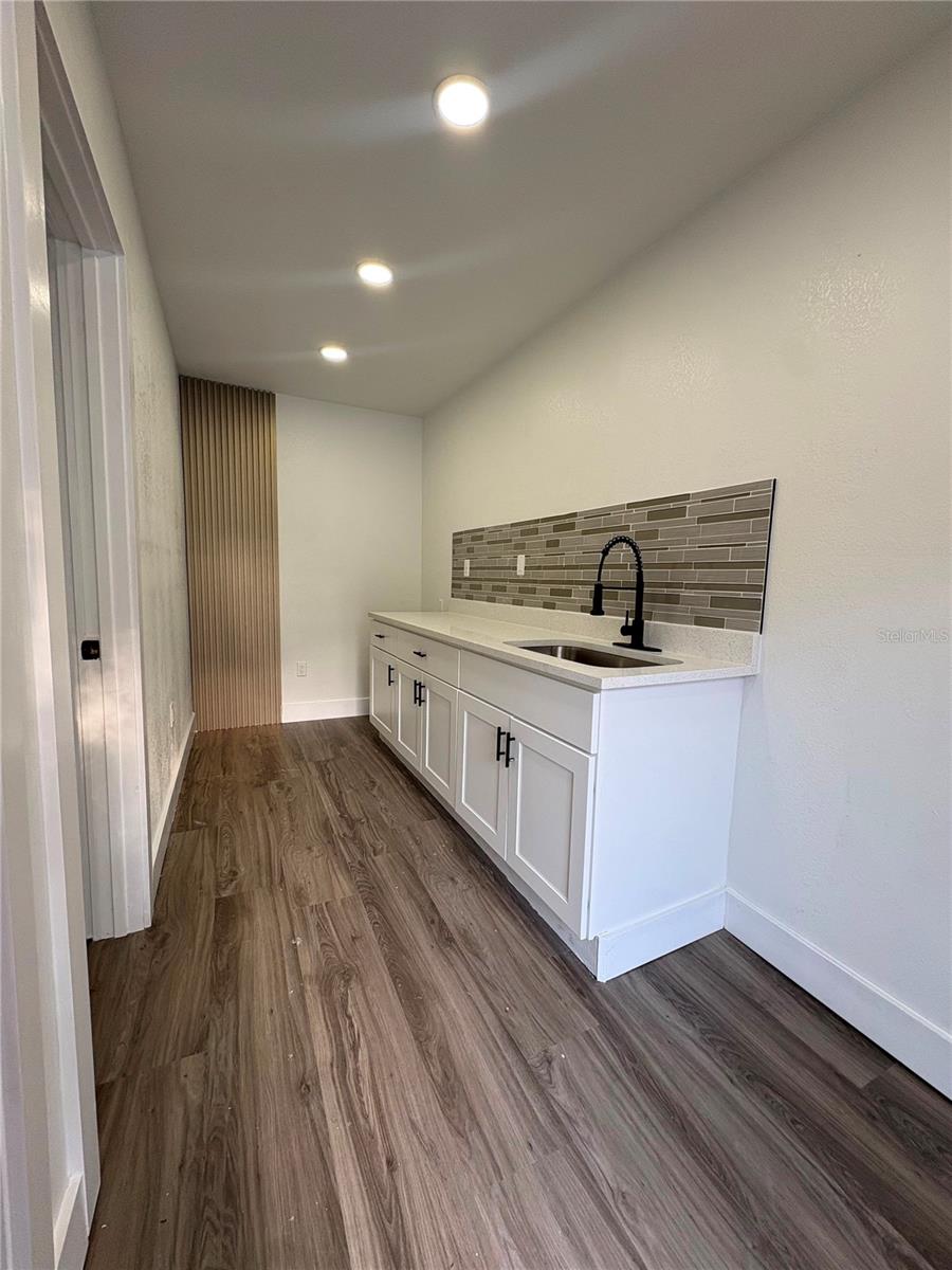 122 E 130TH AVE — photo 8