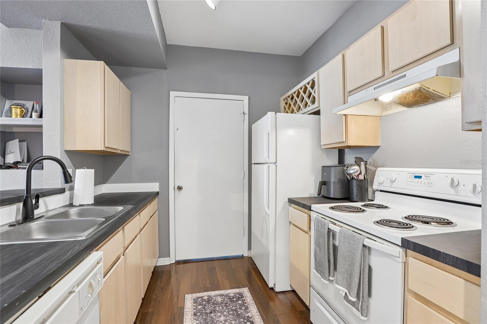 13110 ARBOR ISLE DR #201 — photo 11