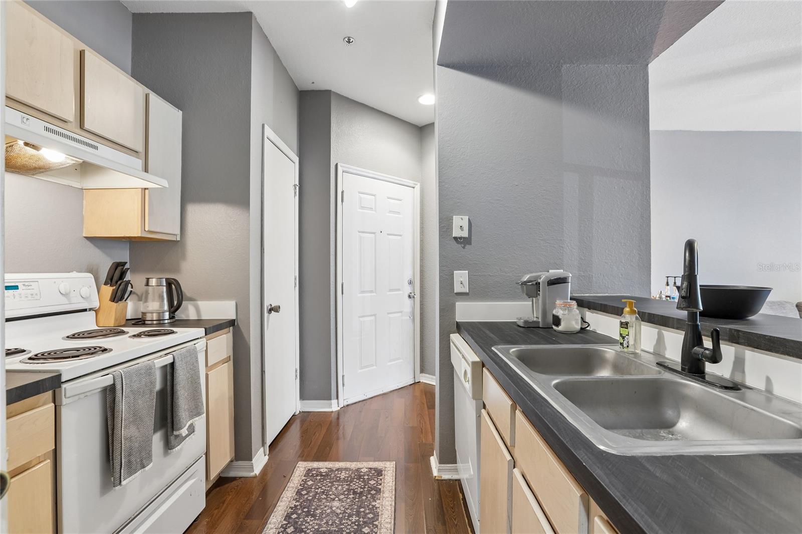 13110 ARBOR ISLE DR #201 — photo 14