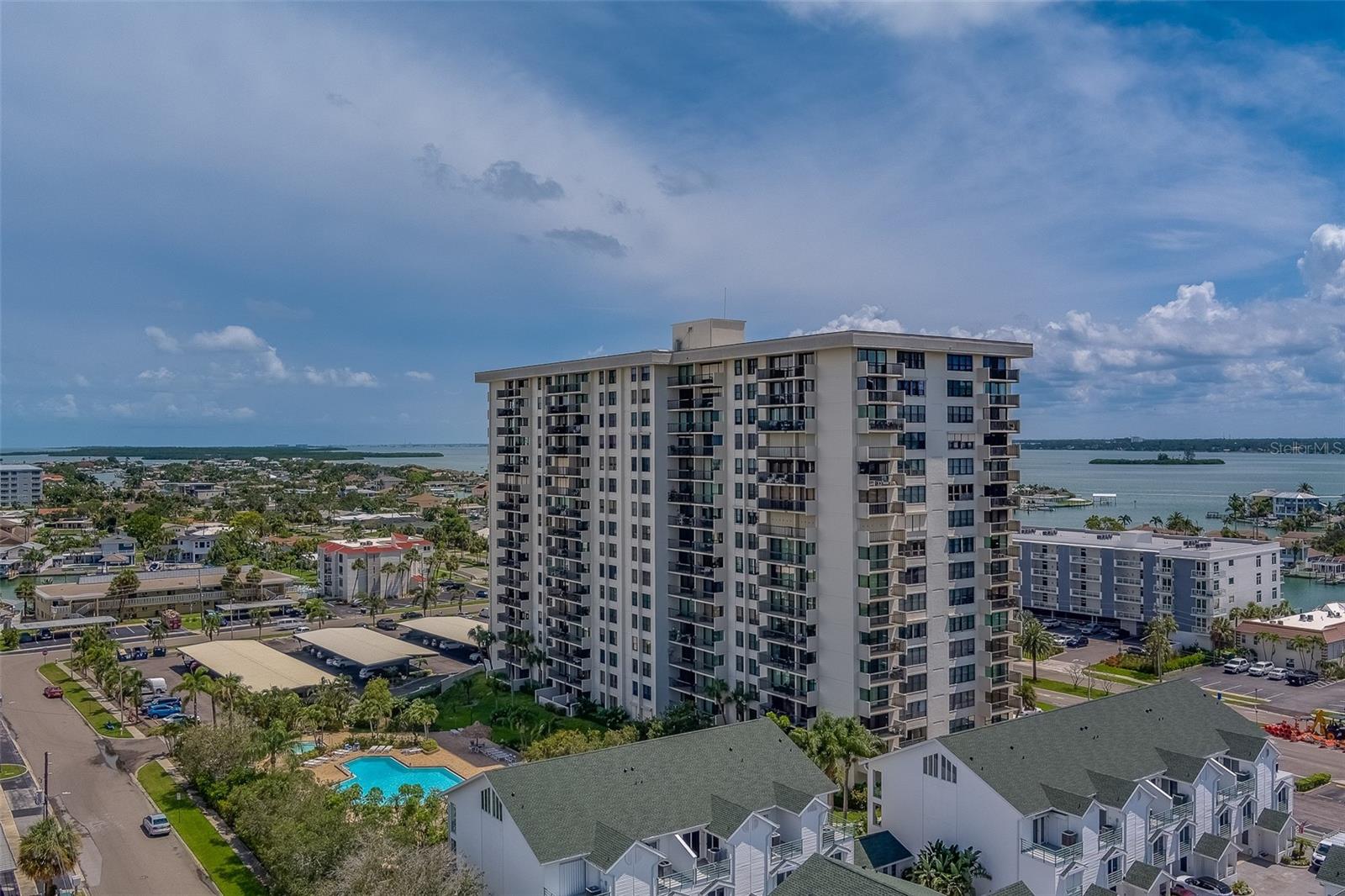 400 ISLAND WAY #1109 — photo 43