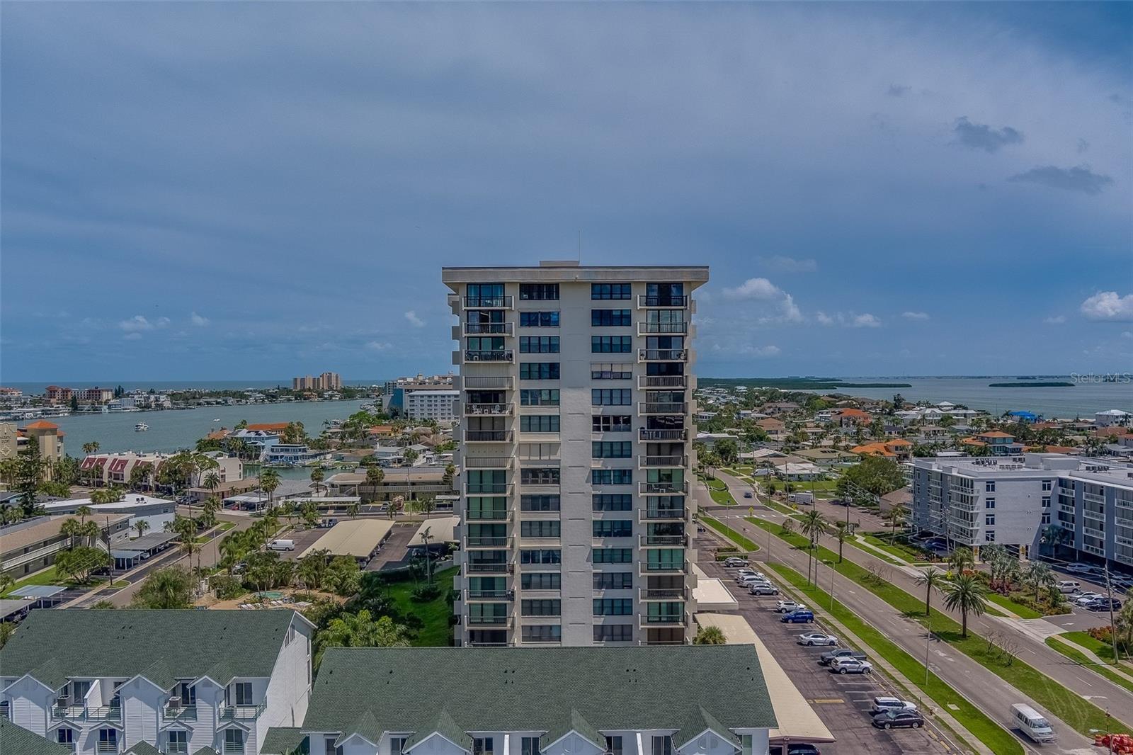 400 ISLAND WAY #1109 — photo 44