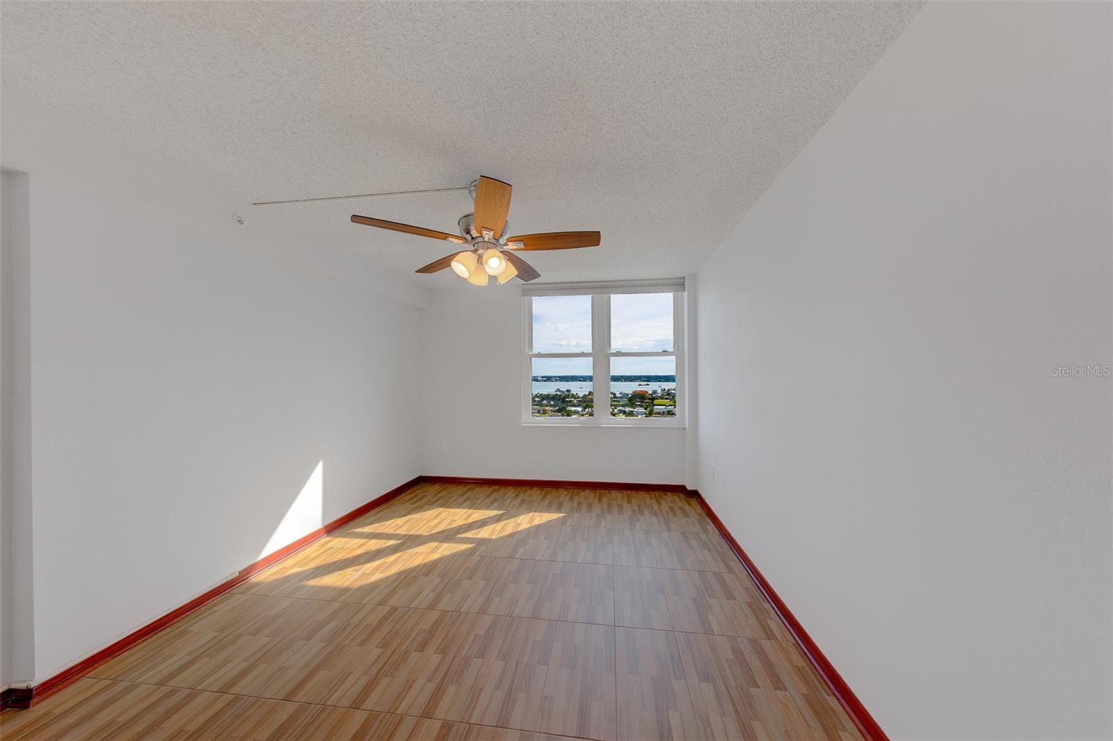 400 ISLAND WAY #1109 — photo 34