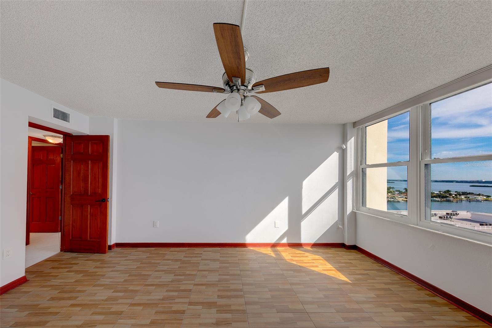400 ISLAND WAY #1109 — photo 27