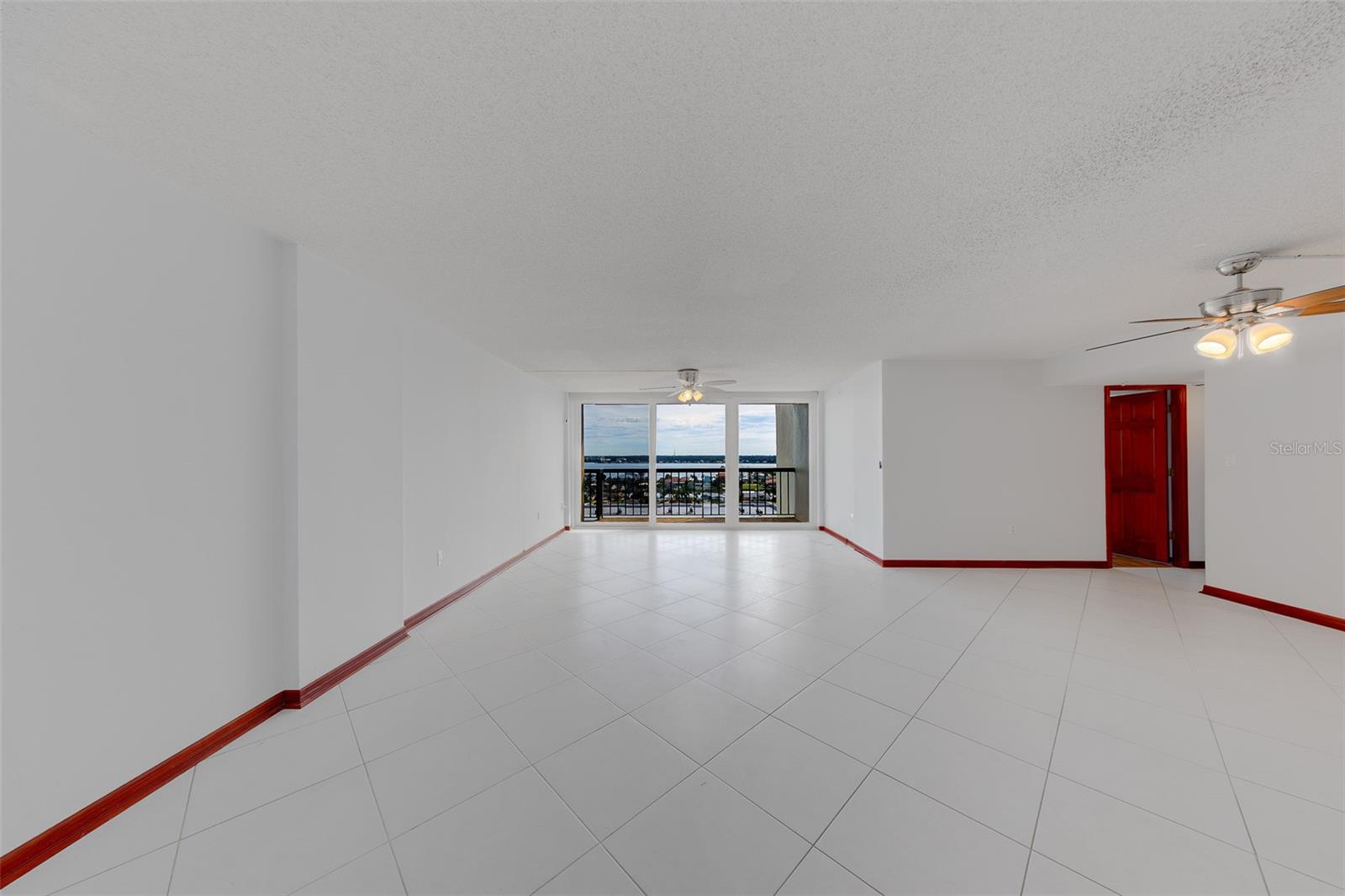 400 ISLAND WAY #1109 — photo 16
