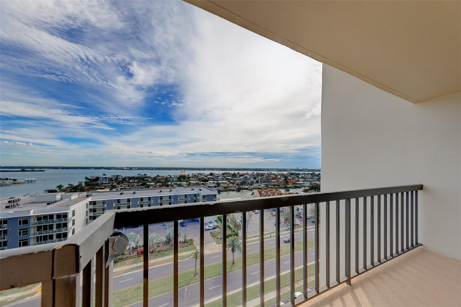 400 ISLAND WAY #1109 — photo 18