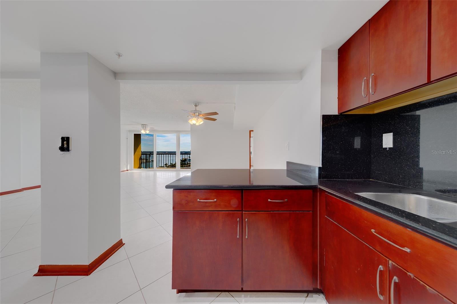 400 ISLAND WAY #1109 — photo 13