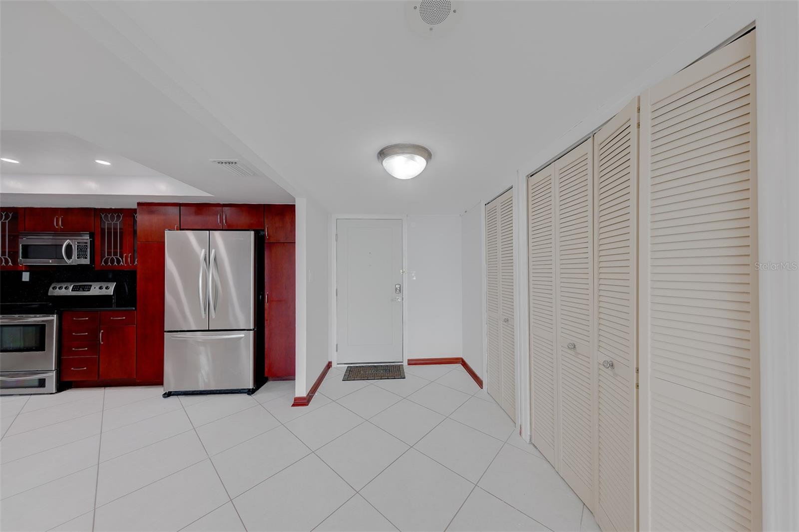 400 ISLAND WAY #1109 — photo 14