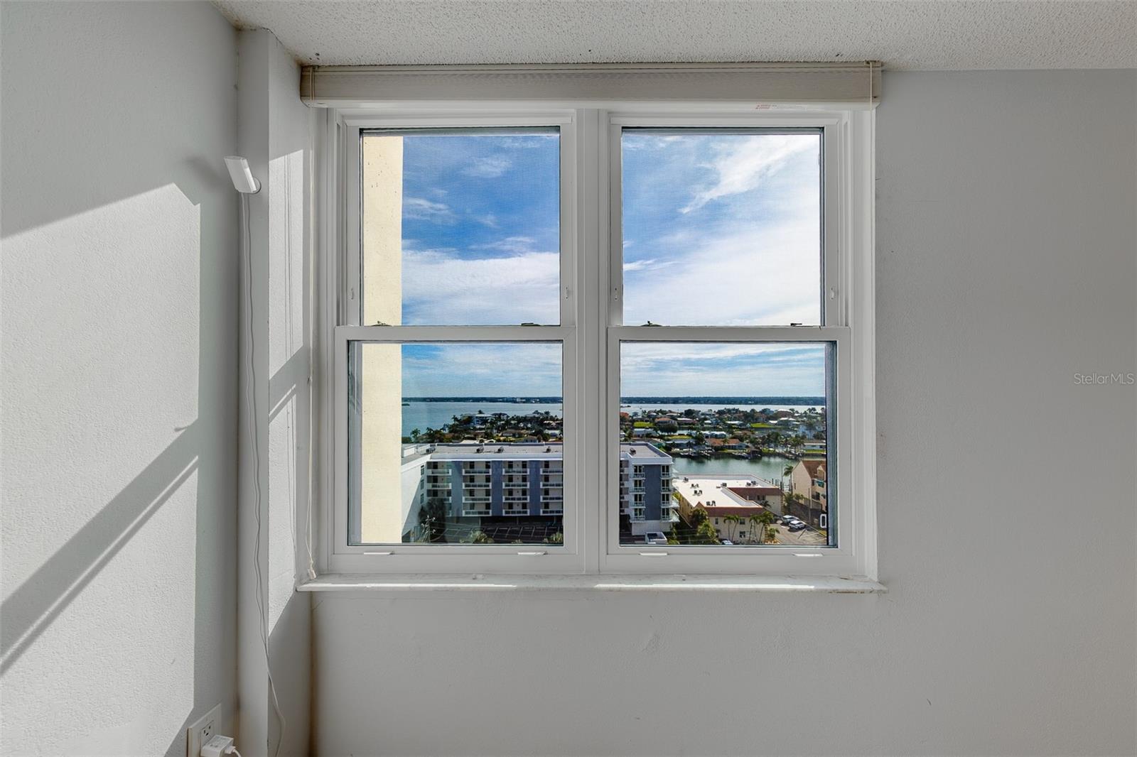 400 ISLAND WAY #1109 — photo 28