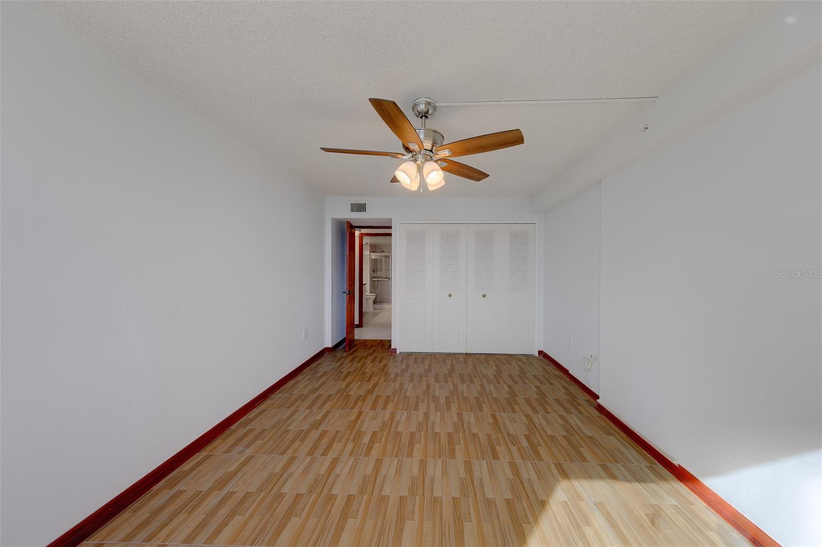 400 ISLAND WAY #1109 — photo 35
