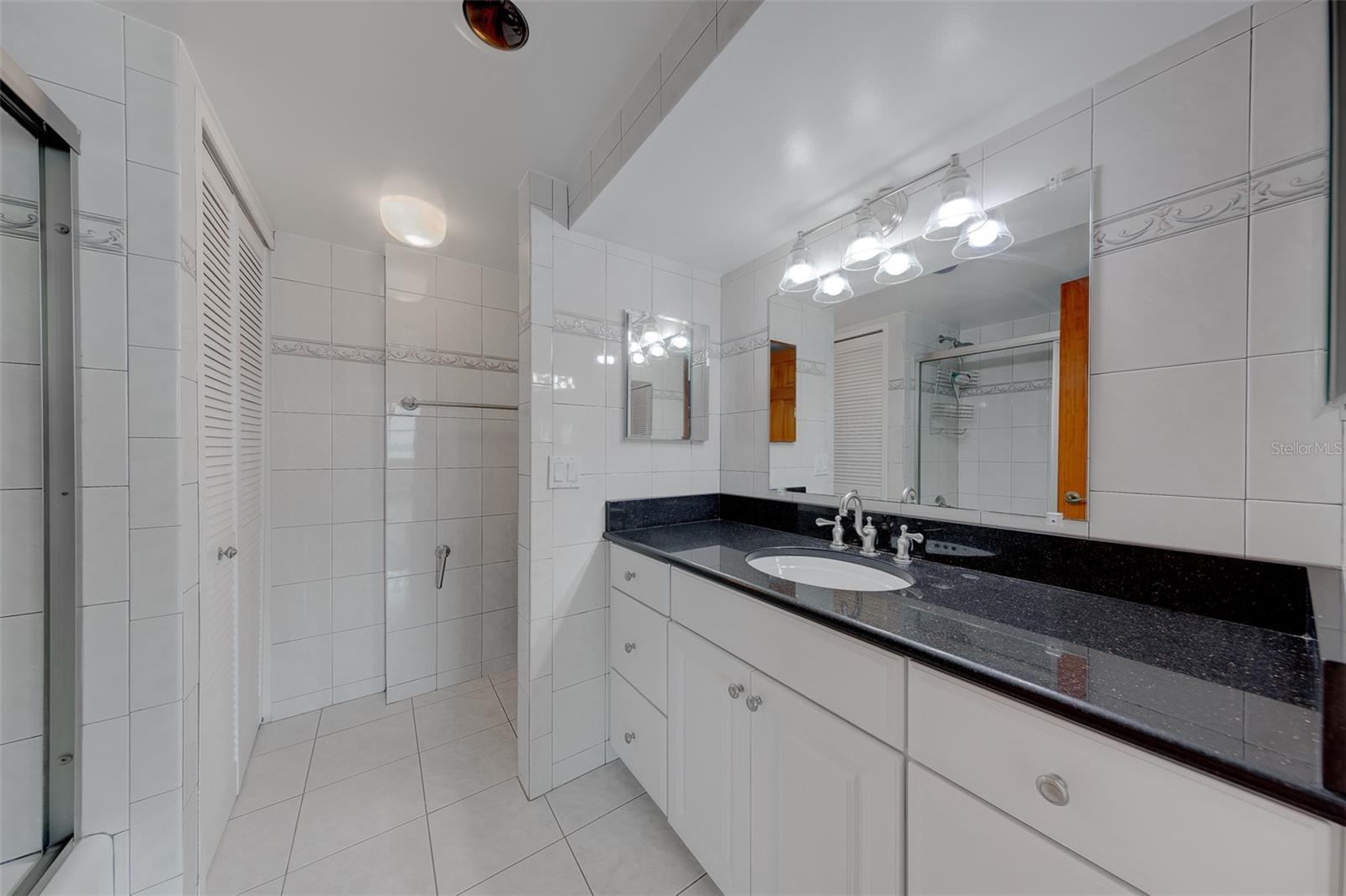 400 ISLAND WAY #1109 — photo 23