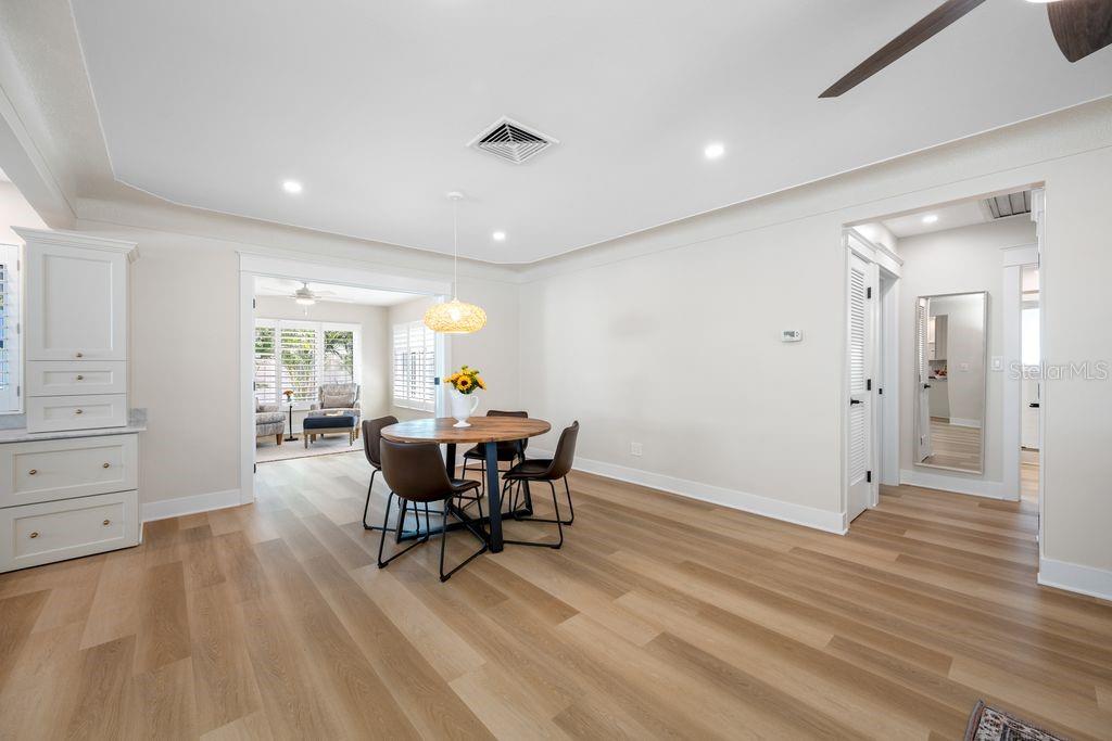 1444 COREY WAY S — photo 25
