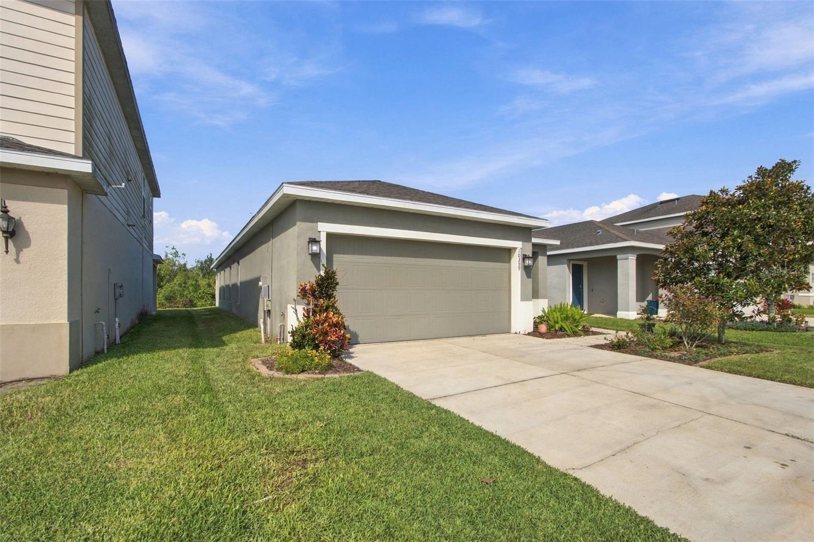 10359 HAWKS LANDING DR — photo 2