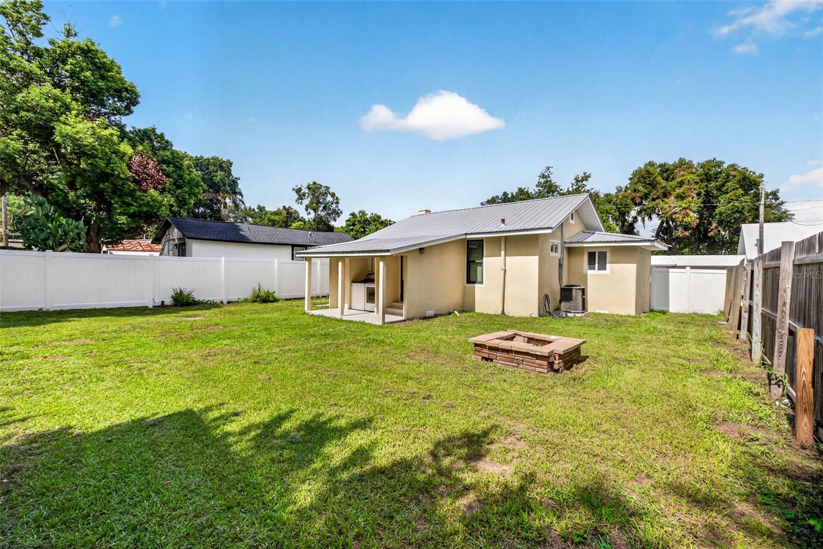 14352 LAWRENCE ST — photo 12