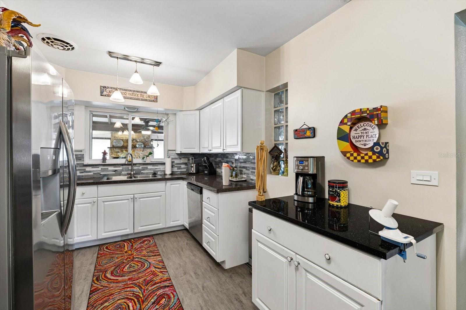 400 N CORONA AVE — photo 12