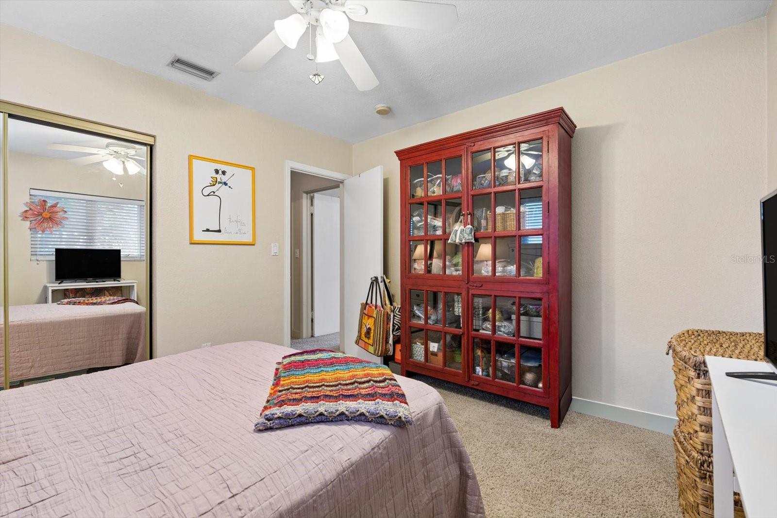 400 N CORONA AVE — photo 24