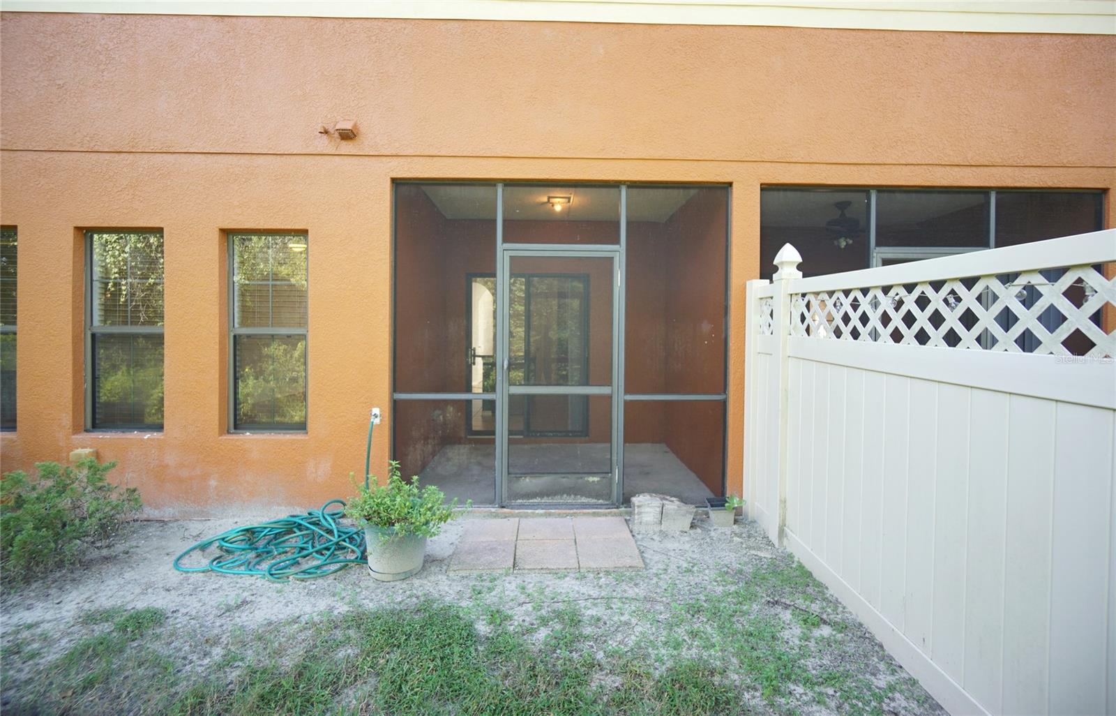 30119 MOSSBANK DR — photo 12