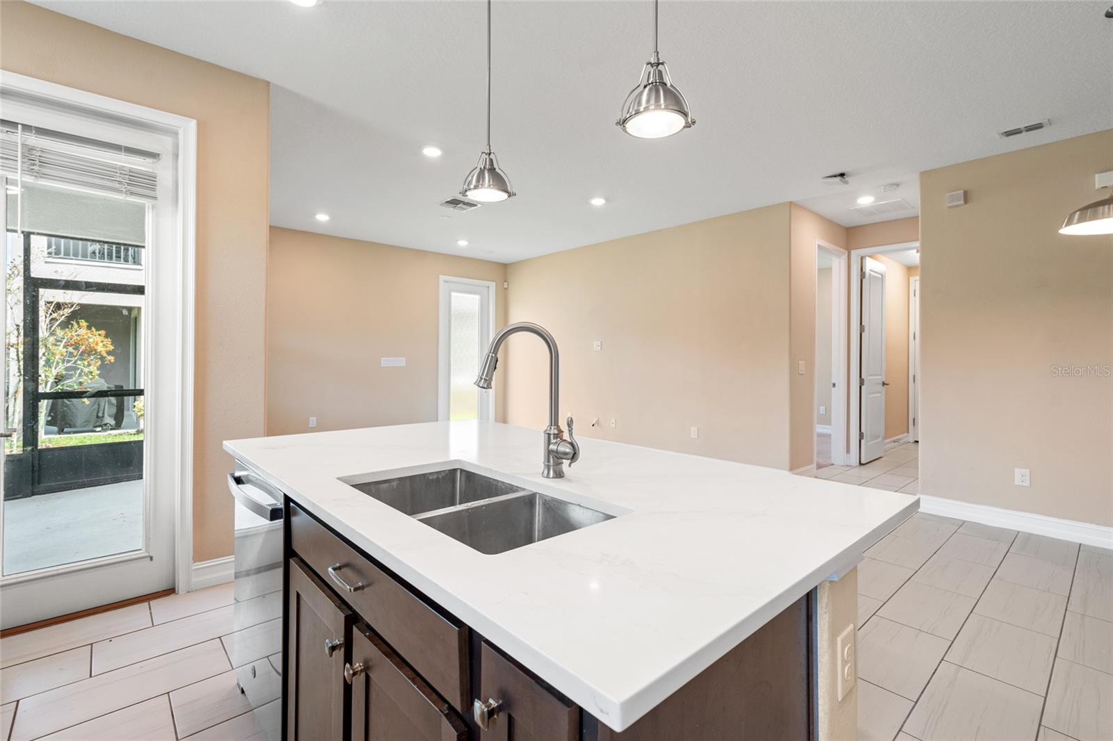 4896 SAN MARTINO DR — photo 6