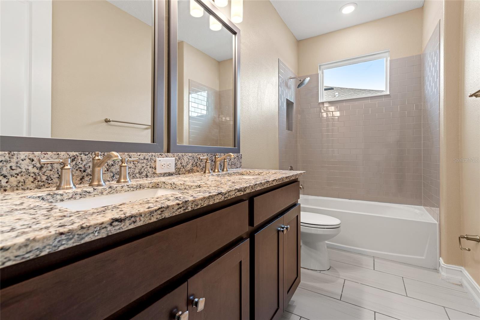 4896 SAN MARTINO DR — photo 15