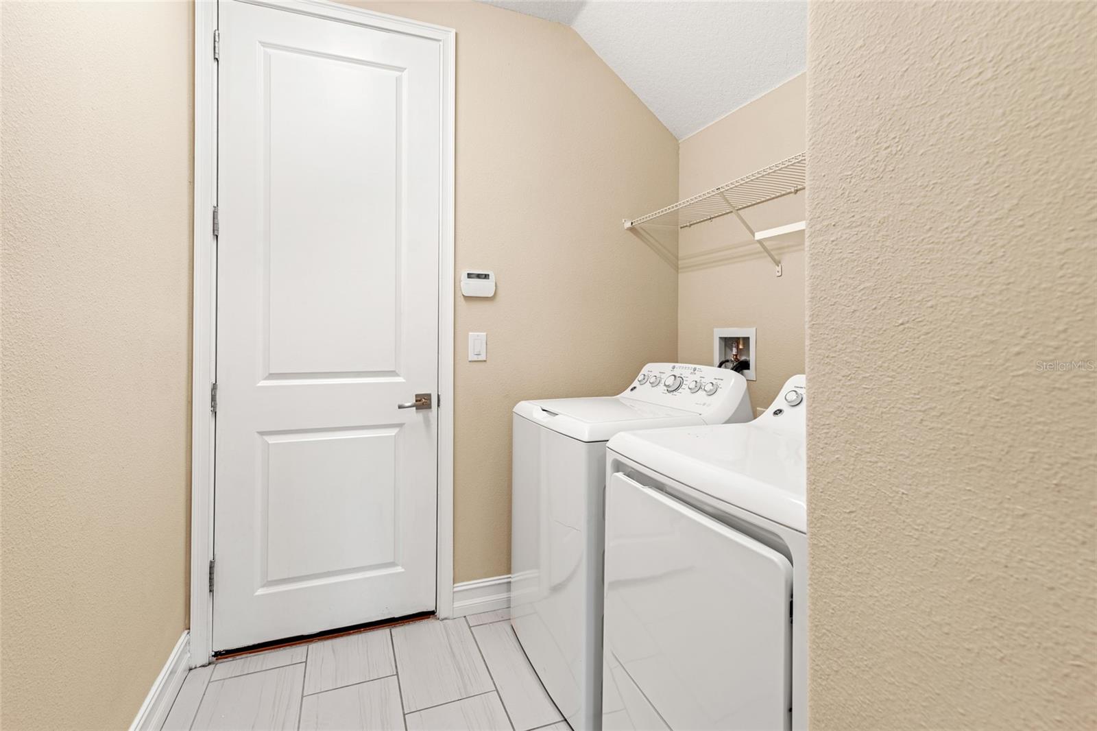 4896 SAN MARTINO DR — photo 25