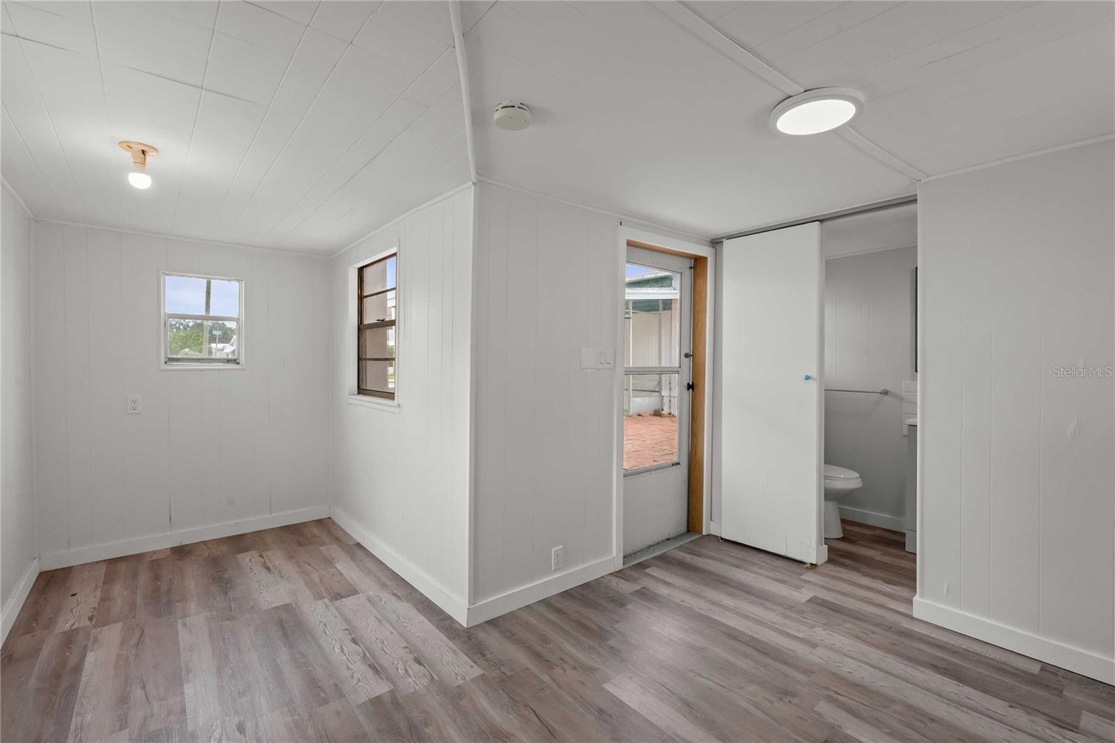 37234 CAROL AVE — photo 33