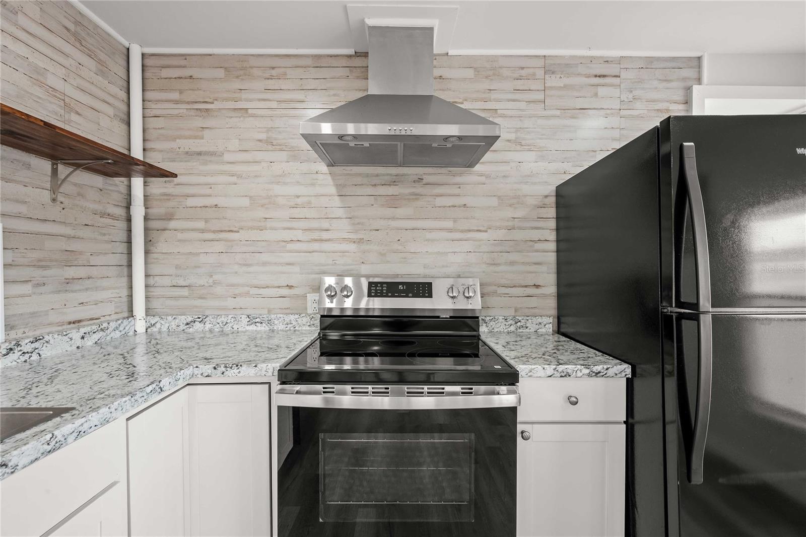 37234 CAROL AVE — photo 10
