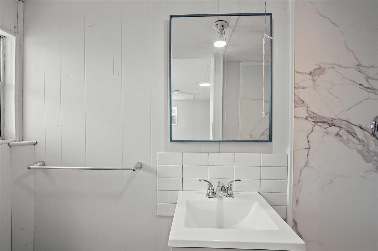 37234 CAROL AVE — photo 32