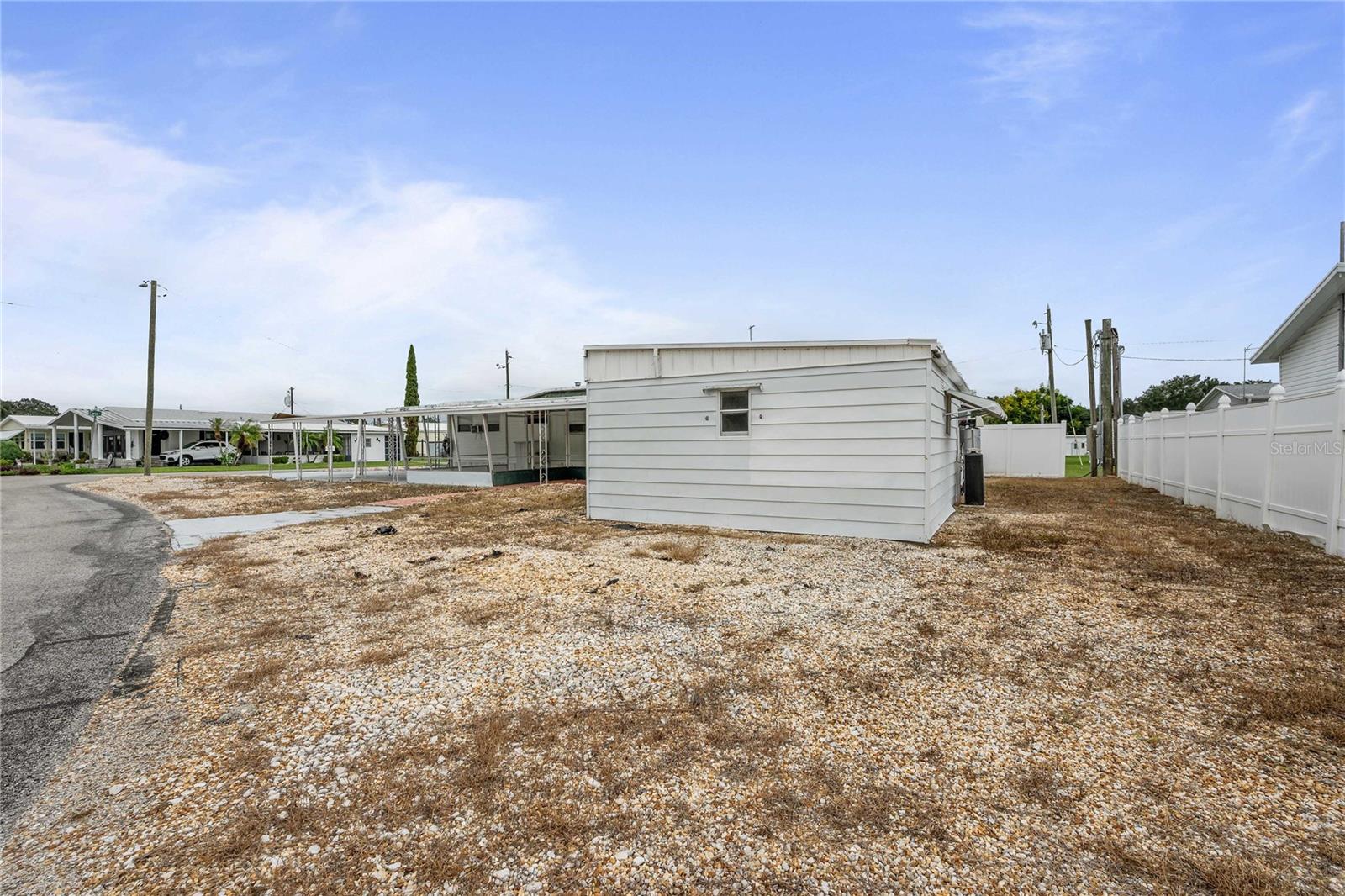 37234 CAROL AVE — photo 42
