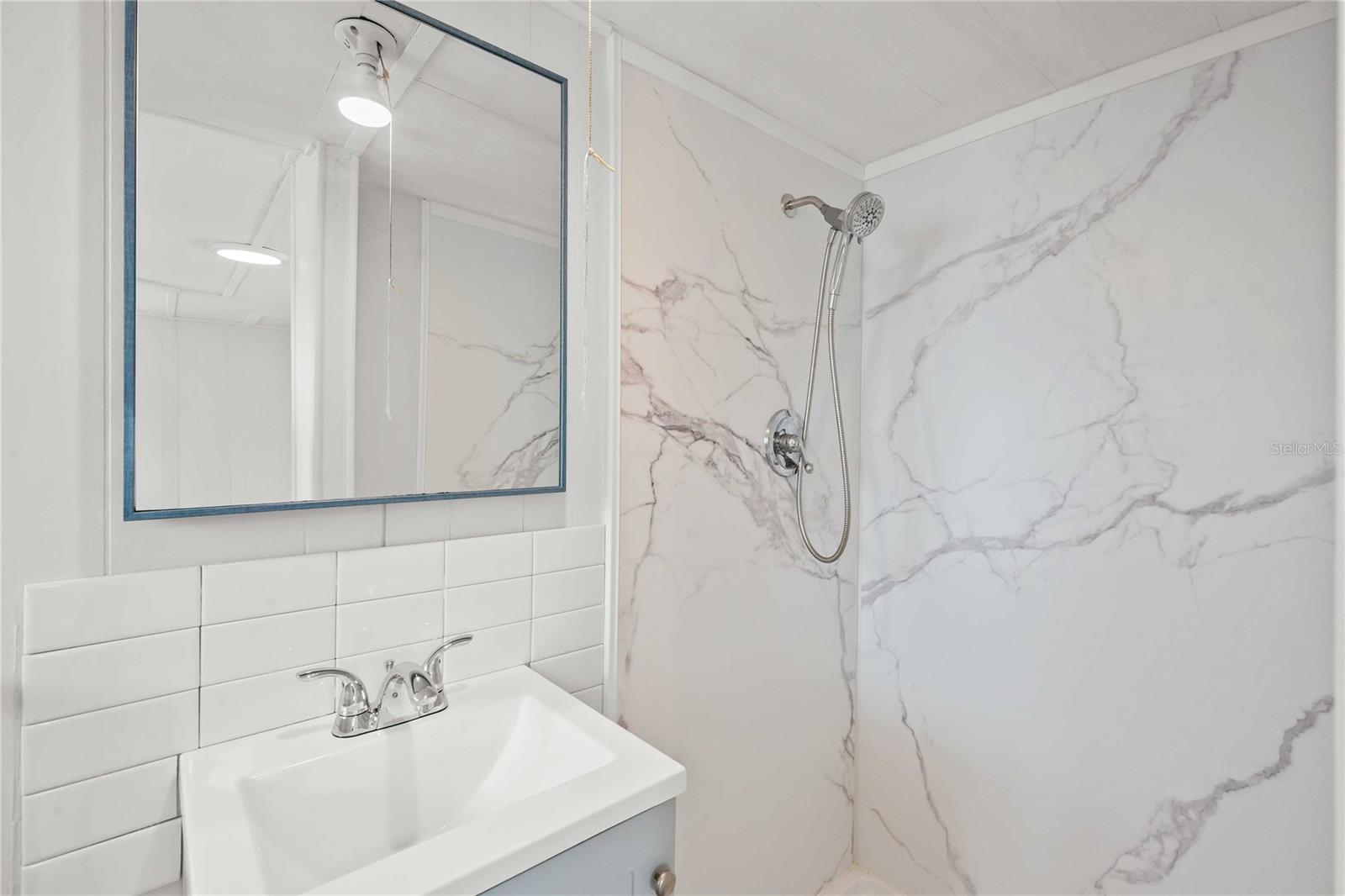 37234 CAROL AVE — photo 36