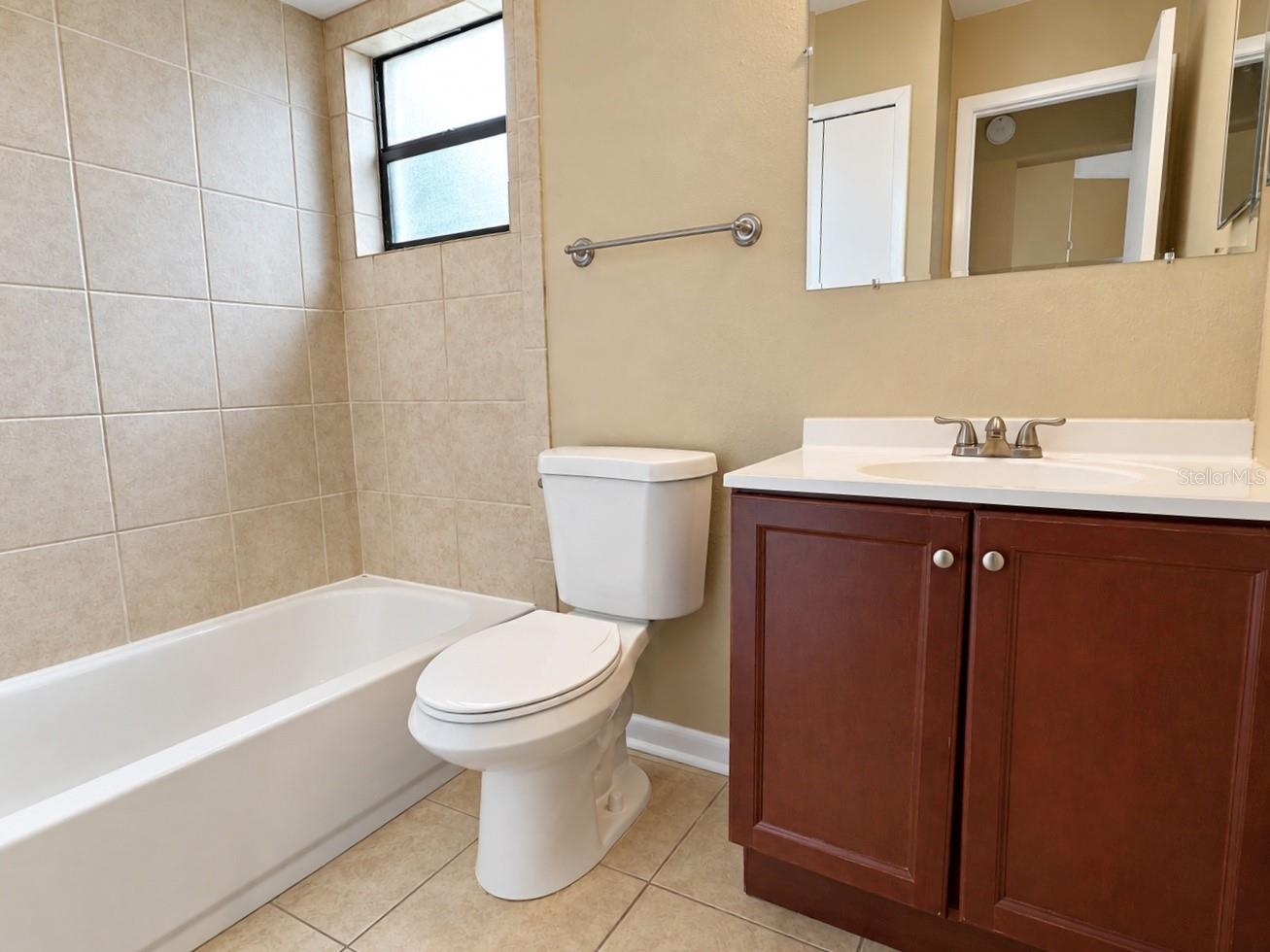 2821 EAGLE RUN CIR S — photo 12