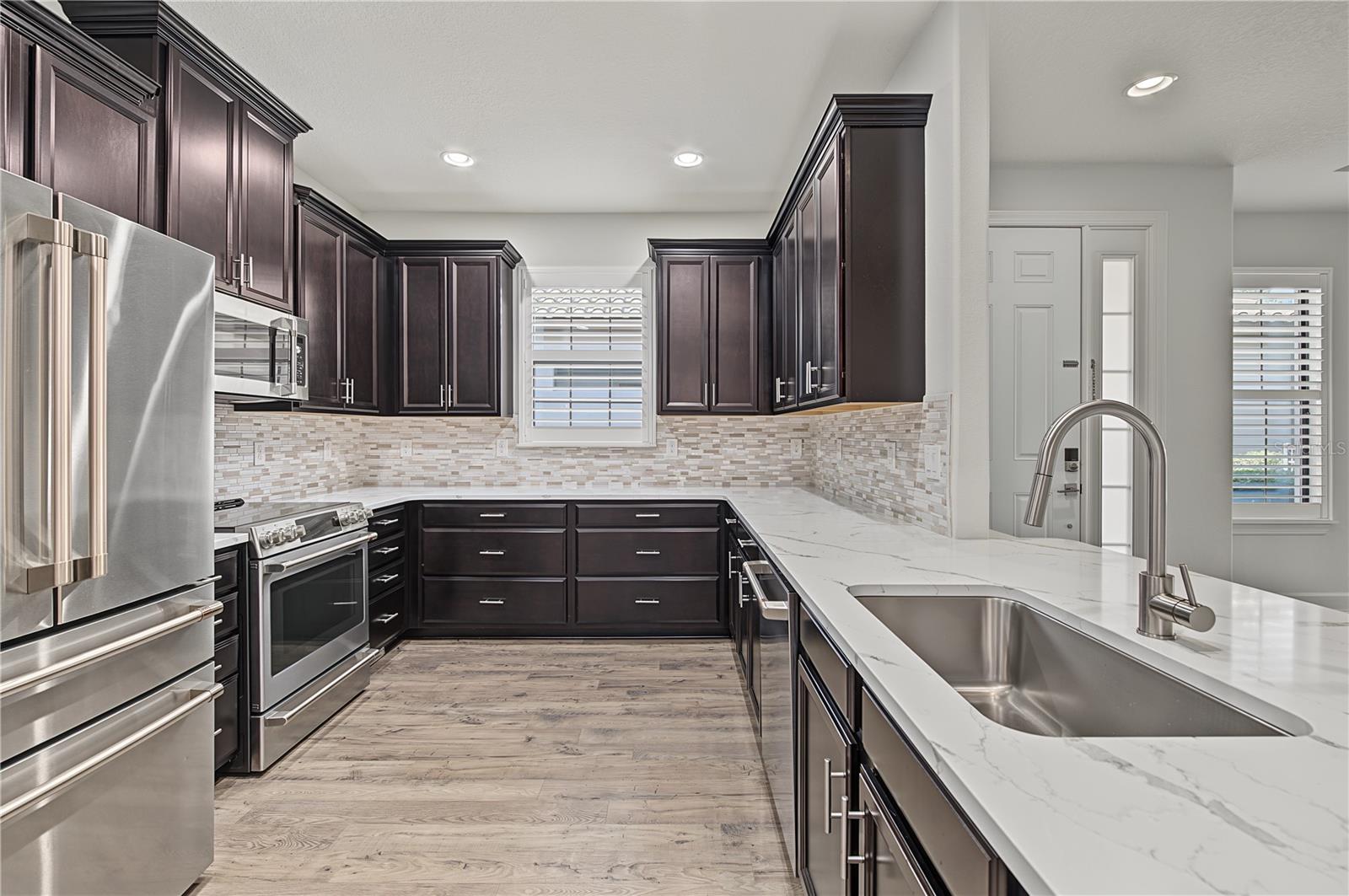 11435 CALLISIA DR — photo 17