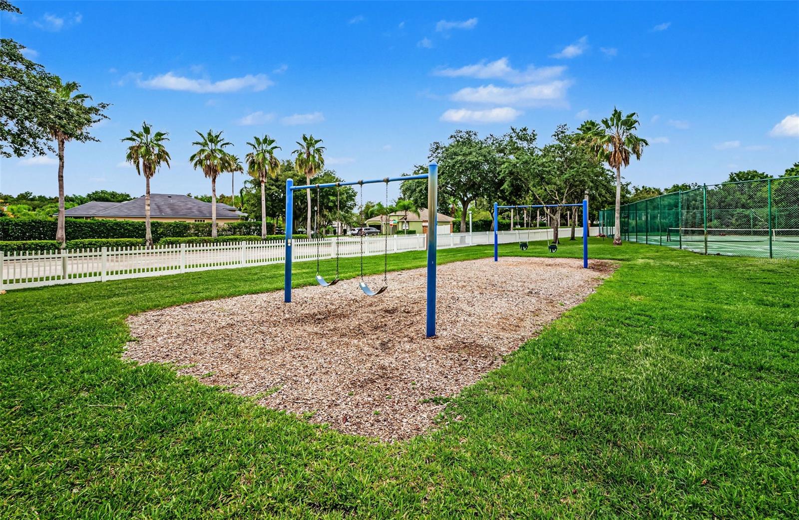 10330 GOLDENBROOK WAY — photo 40