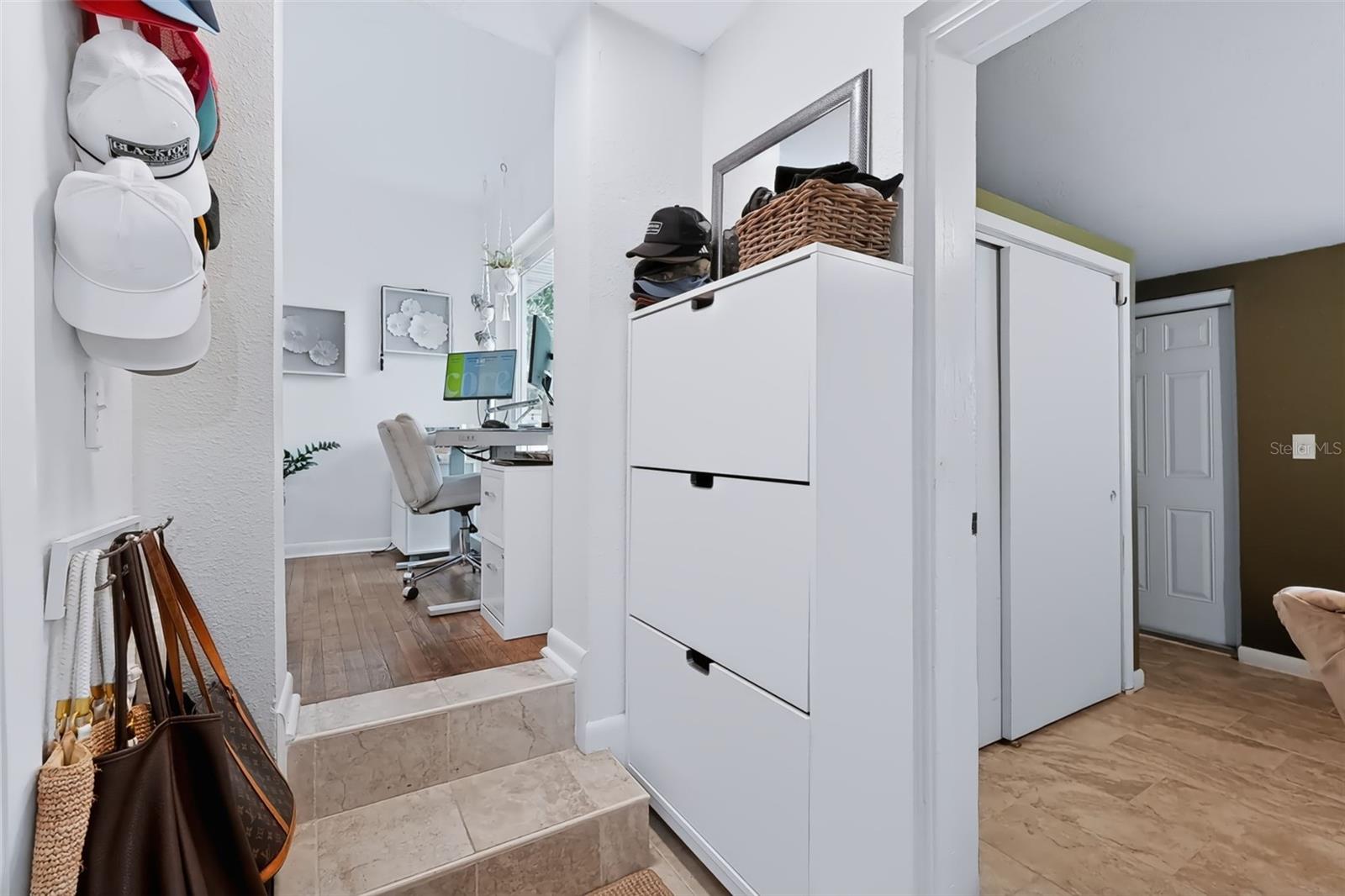 615 BROOKSIDE DR — photo 37