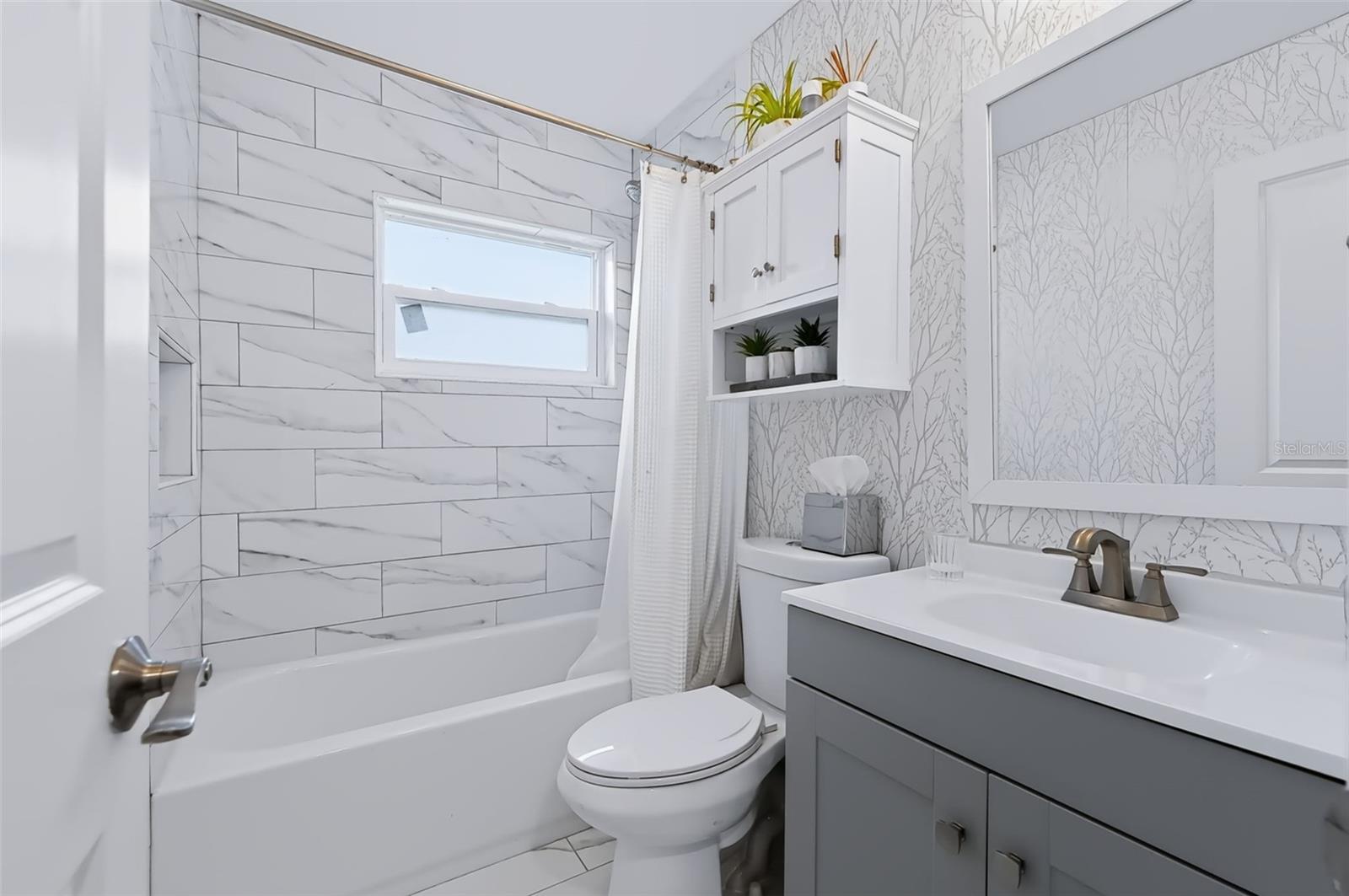 615 BROOKSIDE DR — photo 8