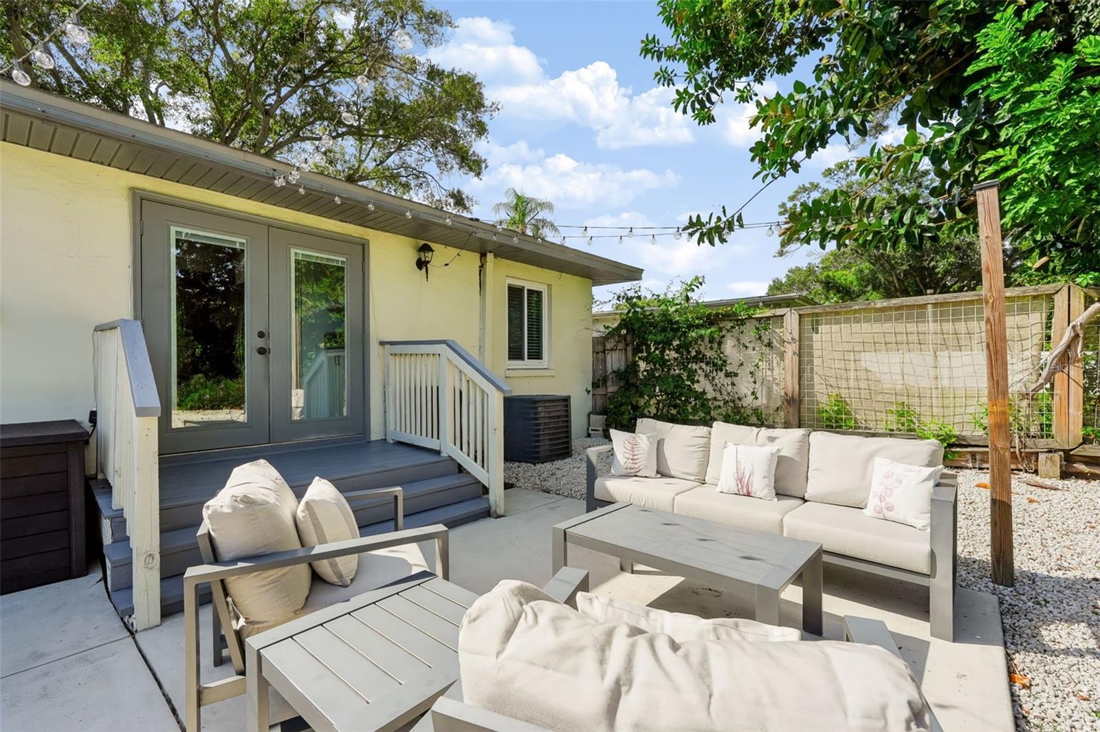 615 BROOKSIDE DR — photo 15