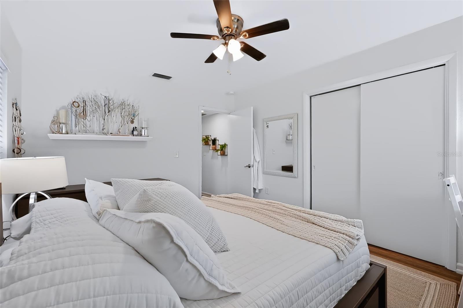 615 BROOKSIDE DR — photo 43