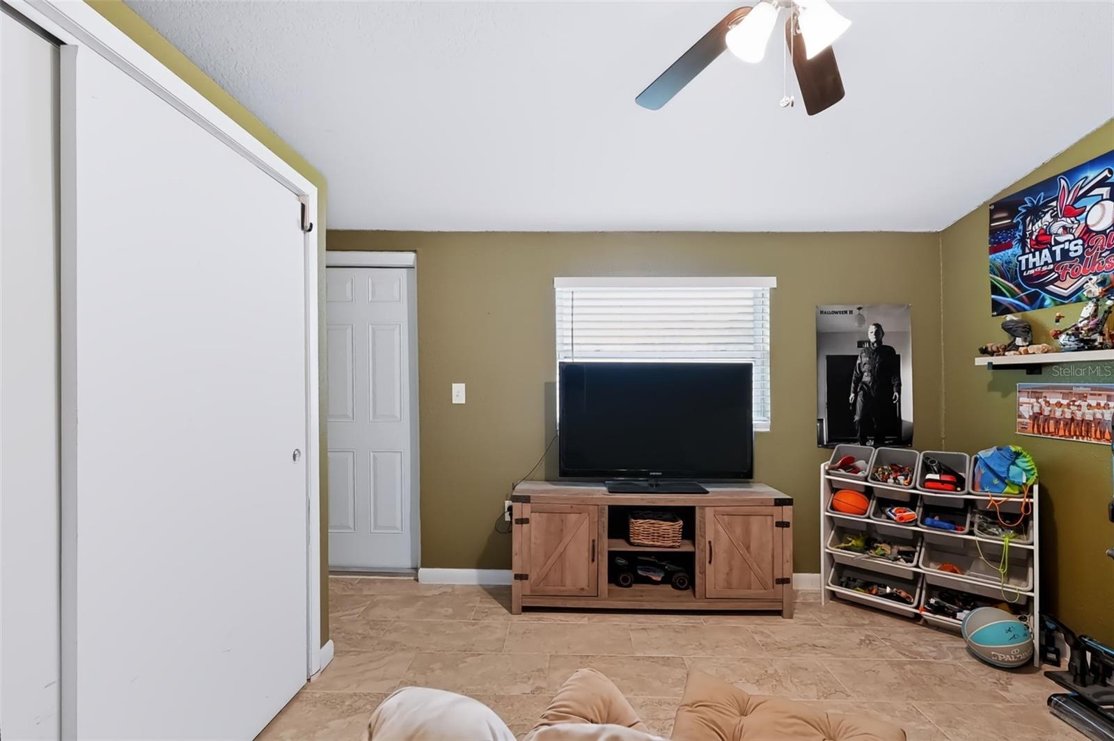 615 BROOKSIDE DR — photo 41