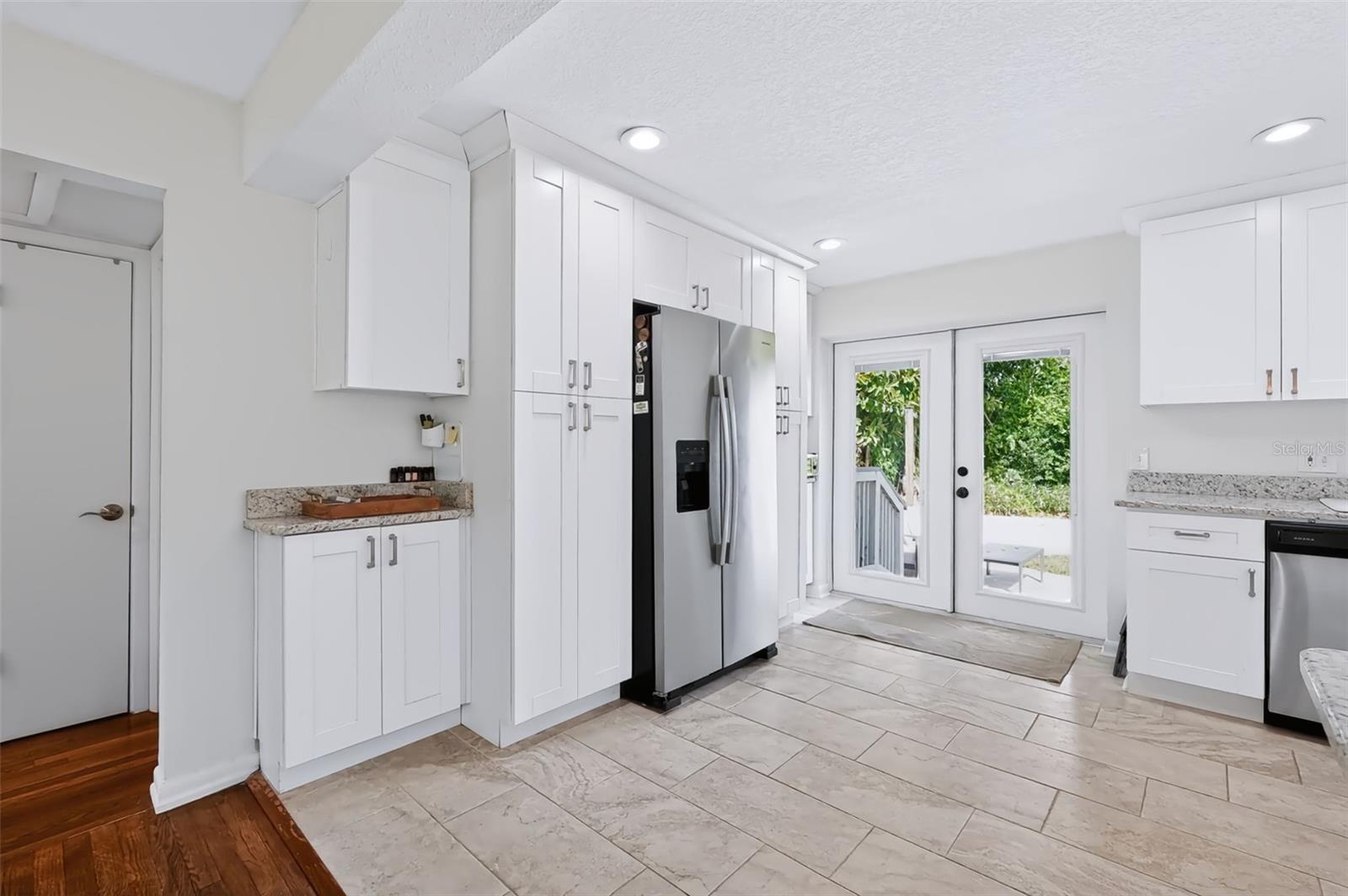 615 BROOKSIDE DR — photo 48
