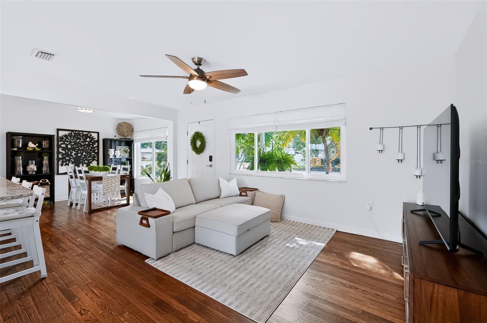 615 BROOKSIDE DR — photo 33